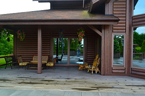 дом с террасой