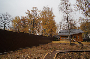 Вдохнуть жизнь в стены: полный цикл отделки дома из клееного бруса