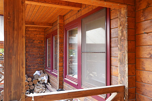 Реставрация и комплексная защита фасада двухэтажной бани в Верховский