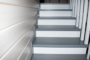 подступенники из лиственницы