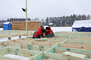 Медовая поляна: Воплощение мечты о коттеджном поселке Barnhouse