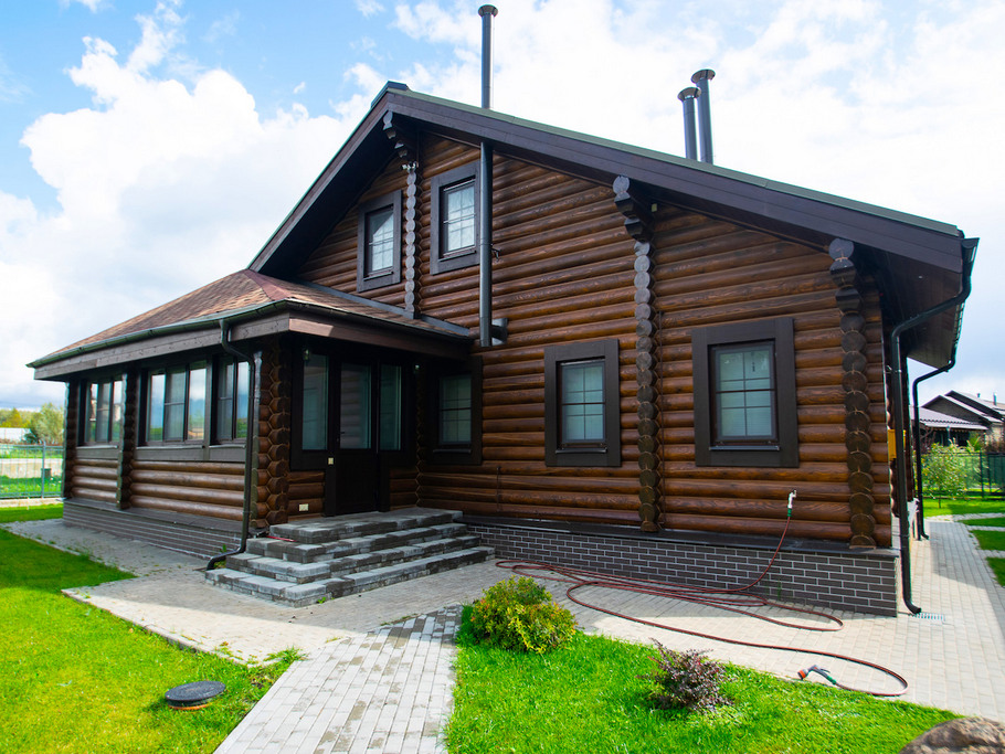 Австрийский герметик и итальянское масло: идеальный тандем для долговечной защиты вашего дома