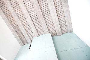 отделка планкеном внутри дома