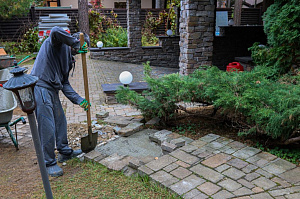 Комплексная защита и обновление фундамента брусового дома в Ропше