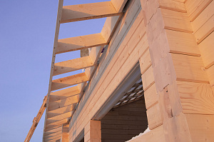 Комплексный подход к реконструкции: усиливаем, утепляем и покрываем дом качественной кровлей