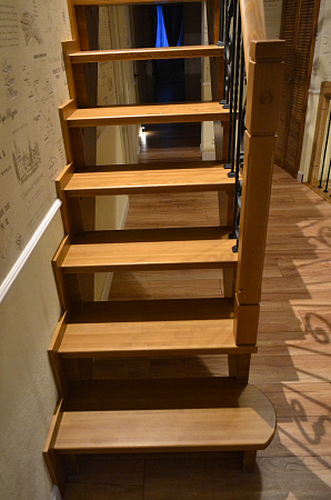 маленикая лестница