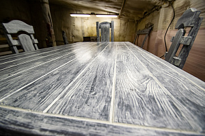 стол брошюрованный и крашеный