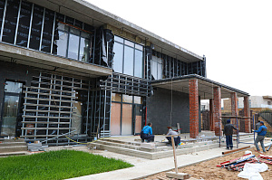 фасад дома из керамогранита