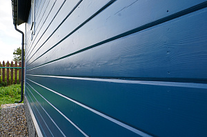 Кикино: перешлифовка и перекраска фасада системой Renner с ресурсом до 10 лет