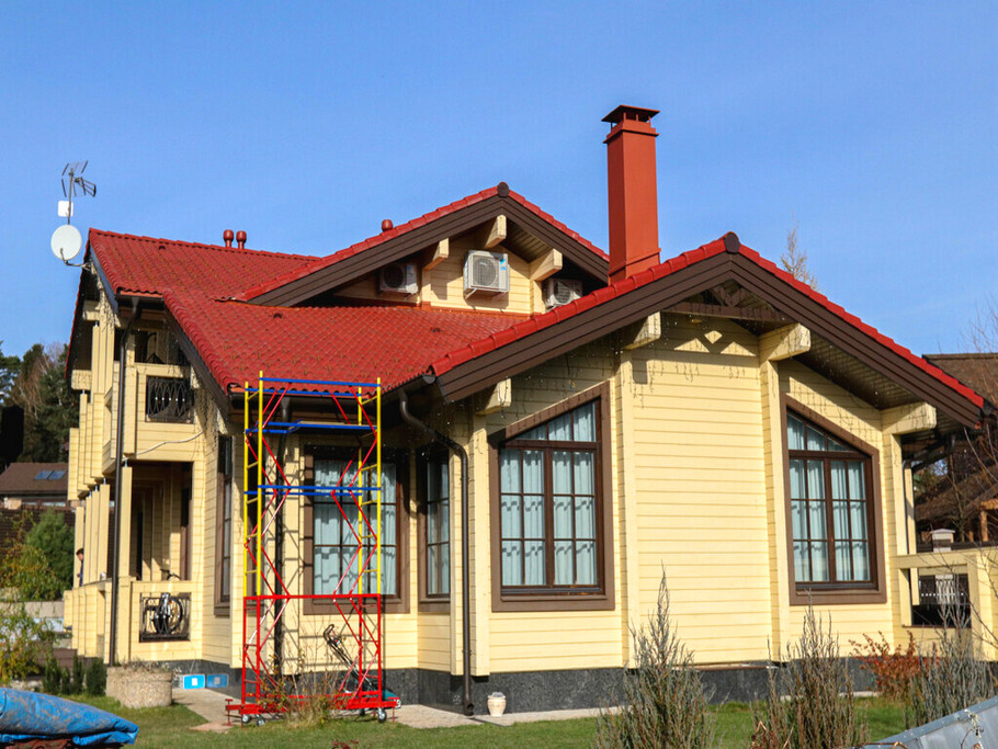 Обновление натуральной черепицы: кровля, которая снова держит дождь, снег и время