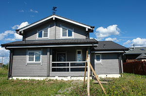 От ворсистой поверхности до благородного глянца: как многоступенчатая шлифовка и масло Renner преобразили дом