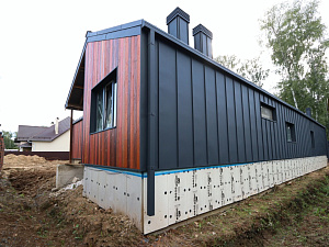 Поместье «Алексеевское»: фасад из термососны в четырех цветах — смелое решение для взыскательных владельцев

