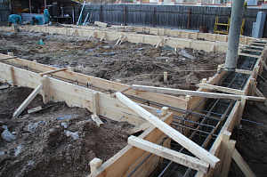 Надежный фундамент 