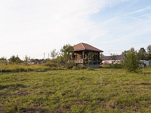 Надежный свайный фундамент с обвязкой для будущего дома в Тай-Лэнд
