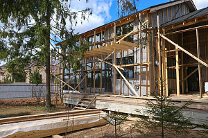 От цокольного отлива до отделки окон: комплексный подход, который превратил обычный дом в архитектурный шедевр