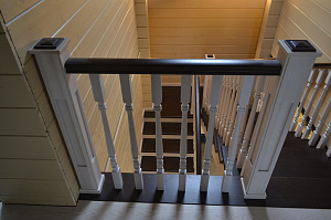 балясины крашеные