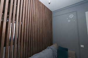 Элегантное зонирование: реечные перегородки из дуба в Кюмлено