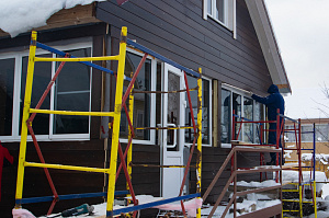 планкен смонтированный на фасад