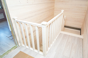 белые балясины из сосны