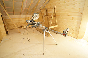 Вдохнуть жизнь в стены: полный цикл отделки дома из клееного бруса