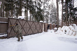 Инженерное совершенство в каждой детали: от фундамента до защитных отливов в проекте забора