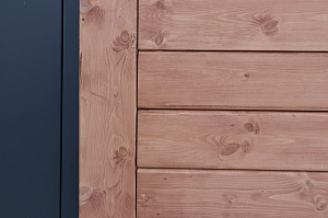 Северная сосна + премиальное масло Renner M300: идеальный дуэт для фасада, который сохранит цвет и форму даже в петербургском климате