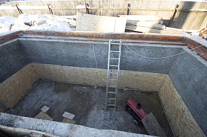 Надежный фундамент 