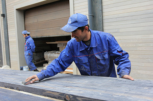 Масштабная реконструкция загородного дома: термоясень, фахверк с историей и идеальная геометрия каждого элемента