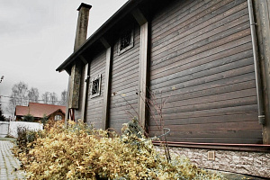 Заводская покраска + скрытый монтаж + контрастные акценты: как мы превратили обычный дом в стильный архитектурный объект