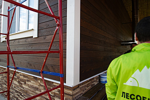 накладки на углы дома