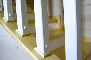 сосновые балясины для лестницы