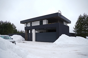 Комбинированный фасад от Лесобиржа-Спб: гармония стиля и долговечности в 