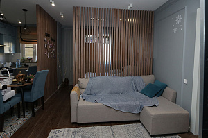 Элегантное зонирование: реечные перегородки из дуба в Кюмлено