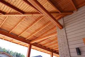 Почему владельцы домов из керамики выбирают планкен: реализованный проект с европейским качеством окраски и крепежом, который не оставляет следов