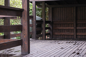 Преображение бани и террасы: защита и эстетика на реке Кобона