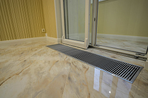 вытяжка на полу