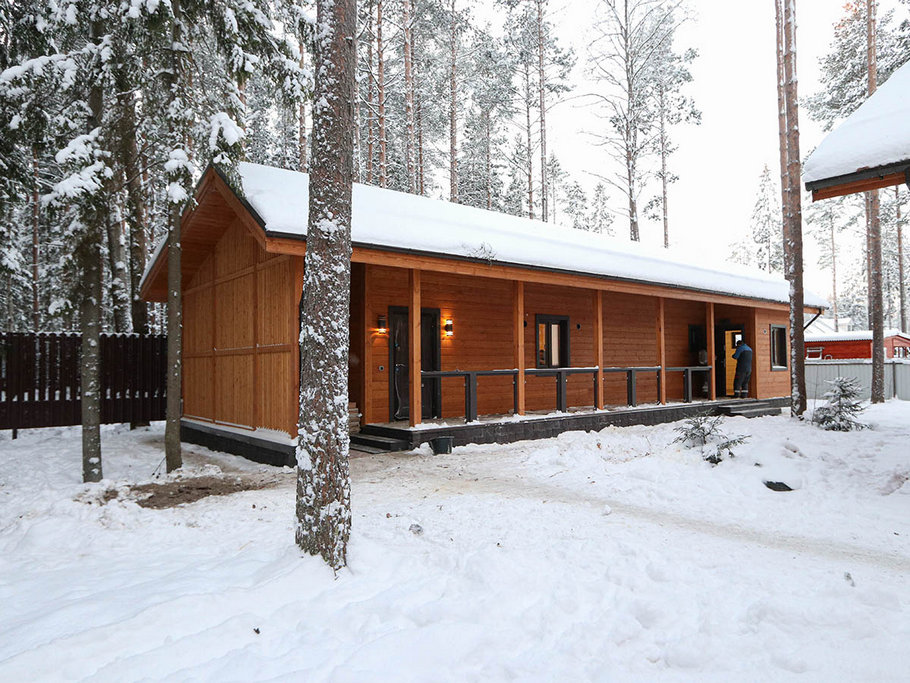 Дом для души и тела: современный банный комплекс с продуманным зонированием и надежной конструкцией