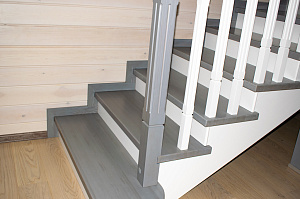 деревянная лестница
