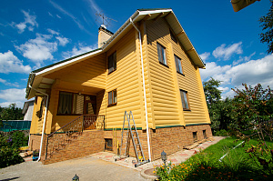 сосновый блок хаус