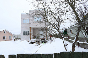 Современный каркасный дом с эксплуатируемой кровлей у Озера Врево