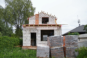 Преображение газобетонного дома: Фальцевая кровля и клинкерный фасад в КП 