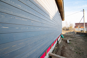 скошенный крашенный планкен