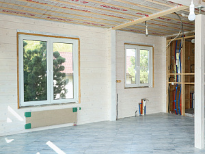 Внутренняя гармония: безупречная покраска брусового дома лазурью Renner в ДНП Деревенька от Лесобиржа-Спб