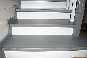 лиственничная лестница