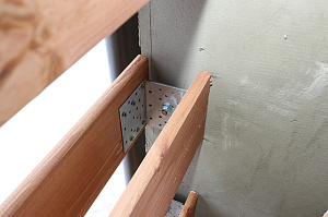 Северная сосна + премиальное масло Renner M300: идеальный дуэт для фасада, который сохранит цвет и форму даже в петербургском климате