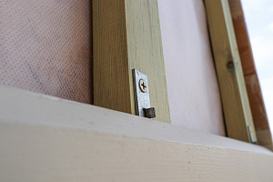 Фасад с характером: Сочетание лиственницы, сосны и камня в Honka Family Club