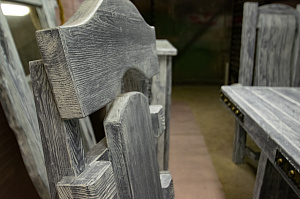 брашированные и крашенные стулья