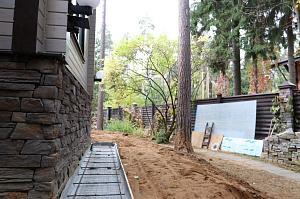 Комплексная защита и обновление фундамента брусового дома в Ропше