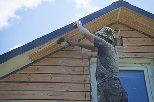 Кикино: перешлифовка и перекраска фасада системой Renner с ресурсом до 10 лет