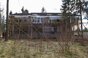 От цокольного отлива до отделки окон: комплексный подход, который превратил обычный дом в архитектурный шедевр